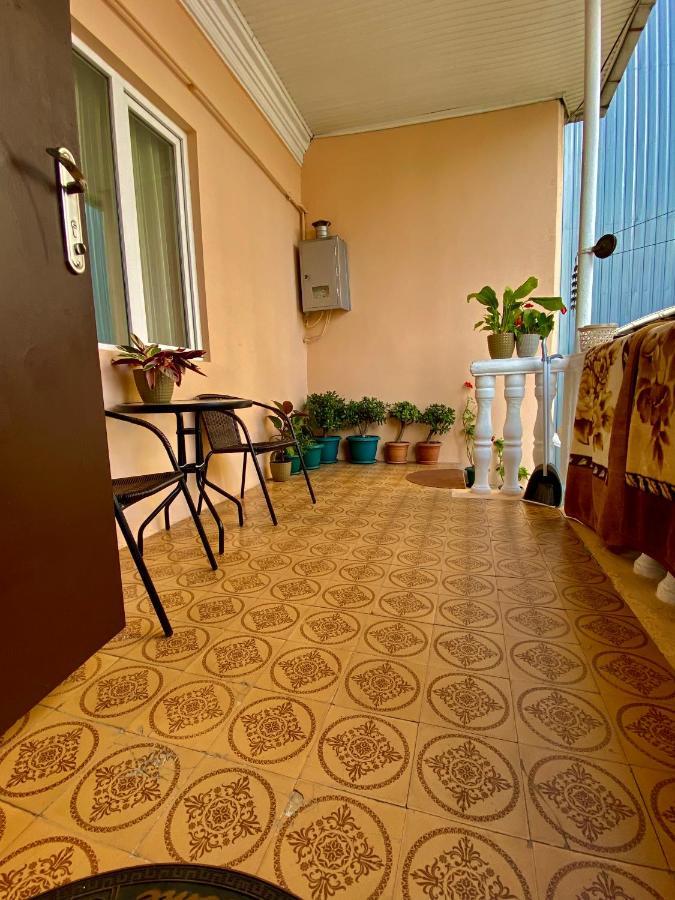 Family Home Μπατούμι Εξωτερικό φωτογραφία