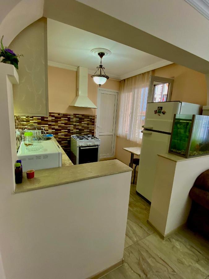 Family Home Μπατούμι Εξωτερικό φωτογραφία