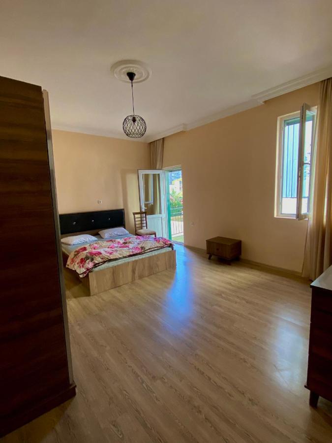 Family Home Μπατούμι Εξωτερικό φωτογραφία