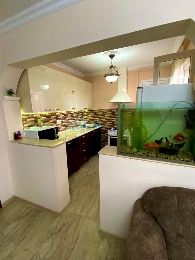 Family Home Μπατούμι Εξωτερικό φωτογραφία